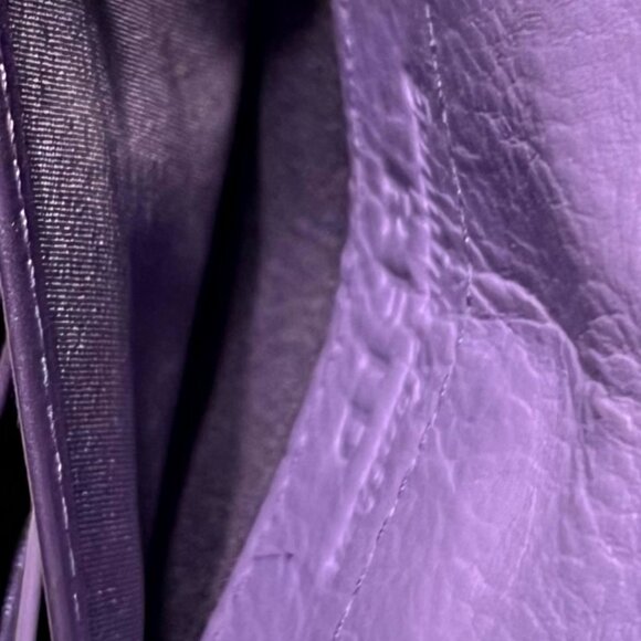 NWOT ILI Handbags NY Leather Organizer On a String Purple Phone & Card/ID Holder - Picture 3 of 6